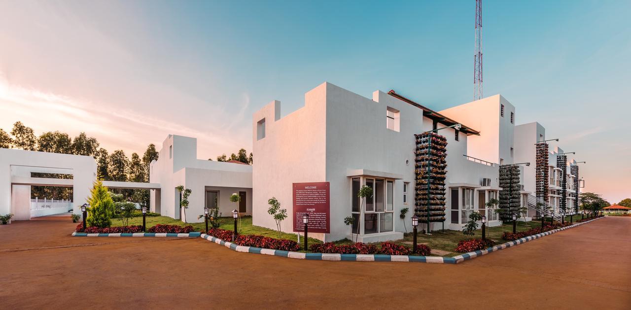 Fiestaa Resort N Events Venue Devanahalli Bagian luar foto
