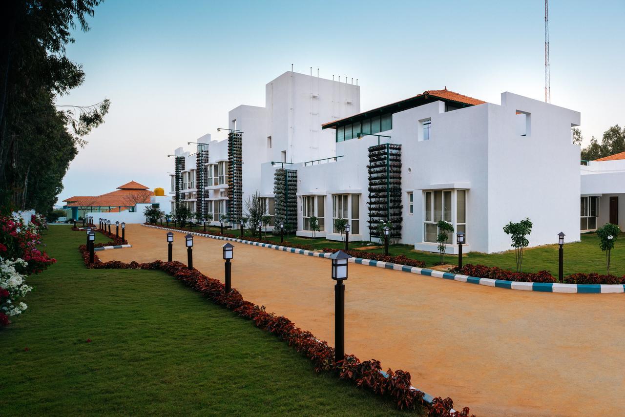 Fiestaa Resort N Events Venue Devanahalli Bagian luar foto